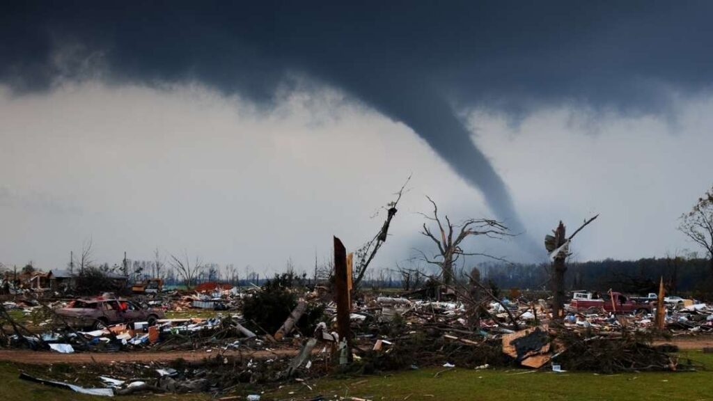 10 Ways To Prevent Losing Your Dog When Disaster Strikes 7 10 Ways To Prevent Losing Your Dog When Disaster Strikes https://360dogcare.com/2022/06/25/losing-your-dog-when-disaster-strikes/